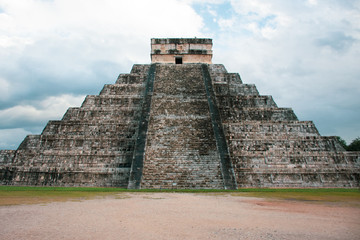 Antique pre hispanic Chichen Itza pyramid shot from behind