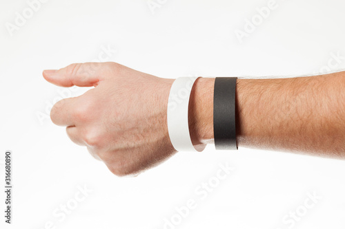 Fotografía Black and white version of blank bracelet on hand