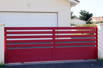 red design metal aluminum gate of modern house