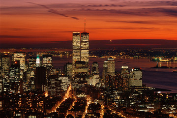 Wall Mural - Sun setting on New York City