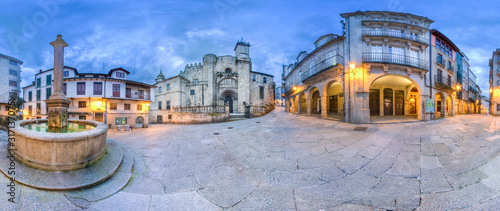 Fotomural 360 photo of the exterior of the cathedral of San Martin in Ourense