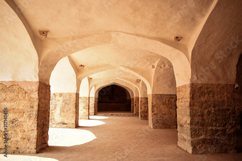Dekoracja na wymiar  stare-starozytne-antyczne-historyczne-ruiny-murow-fortowych