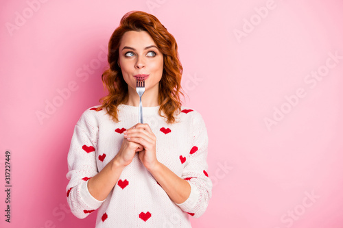 Fotografía Close-up portrait of her she nice attractive pretty dreamy cheerful wavy-haired