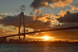 Fototapeta Most - 名港中央大橋からの日の出