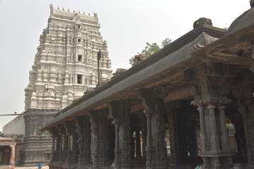 Wall Mural - Chintala Venkatramana Swamy Temple, Tadipatri, Andhra Pradesh, India