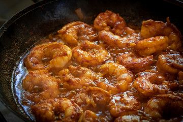 Garlic shrimp in cooking pan