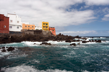 Wall Mural - Atlantic at Puerto de la cruz on Tenerife