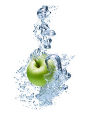 Wall Mural - Green apple in water