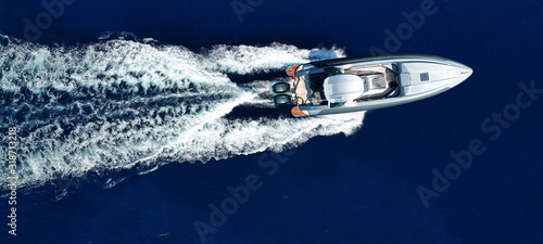 Fotografía Aerial drone top view ultra wide photo of luxury inflatable rib speed boat cruis