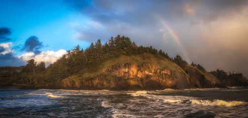 Wall Mural - Cape Disappointment and  Rainbow - Washington