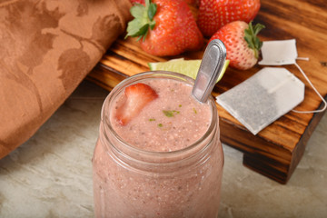 Poster - Green Tea Strawberry Smoothie