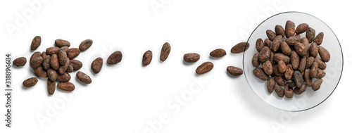 Fotomural Cocoa beans on a white background. The view from the top