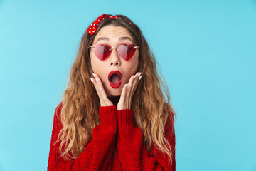 Sticker - Image of shocked caucasian woman in sunglasses looking at camera