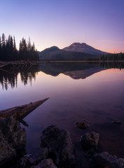 Wall Mural - Blue Hour at Sparks Lake - Bend Oregon