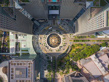 Top View Of The Singapore Landmark Financial Business District With Skyscraper. Fountain Of Wealth At Suntec City In Singapore