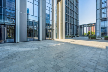 Canvas Print - modern office building outdoors in the downtown