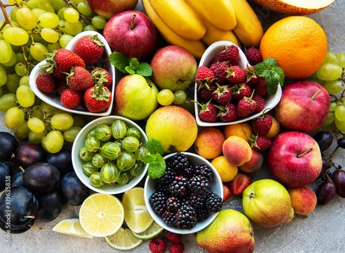 Fotomural Fresh summer fruits and berries