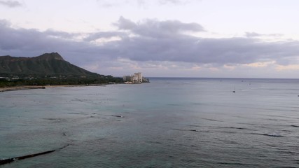 Wall Mural - Waikiki Beach and Diamond Head in Honolulu, Oahu Island, Hawaii.