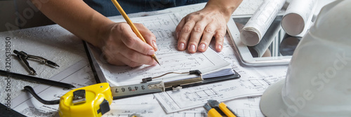 Cuadros en Lienzo Architects concept, engineer architect designer freelance work on start-up project drawing, construction plan
