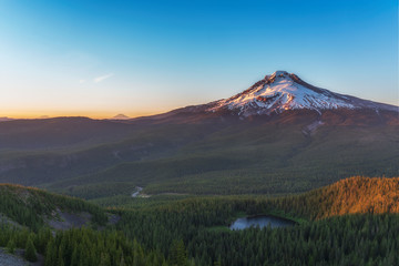 Canvas Print - Sunset in the Mountains - Mt Hood Oregon