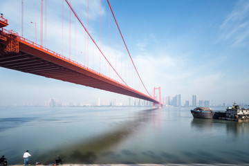 Fototapete - yingwuzhou yangtze river bridge in wuhan