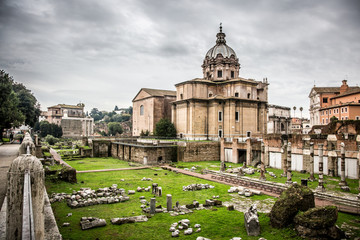 Canvas Print - Ruins of the Roman Forum at Palatino hill. Rome, Italy