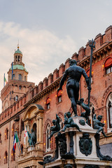 Canvas Print - Neptune Sculpture and fountain in Bologna City Center, Emilia Romagna, Italy