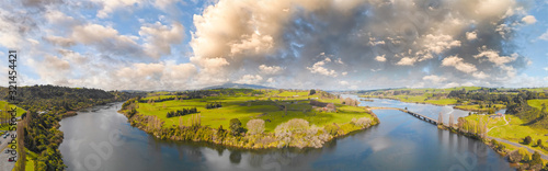 Fotografía New Zealand Countryside aerial view at sunset