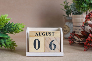 August 6, Vintage natural calendar.