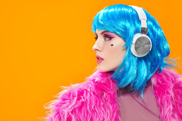 ultra fashionable girl