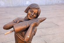 Chinese Women Sculpture