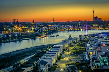 Wall Mural - Phoenixsee Dortmund 