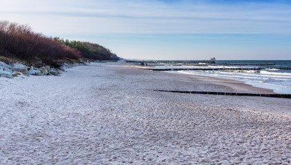 Canvas Print - Sandstrand in Ustka mit Düne