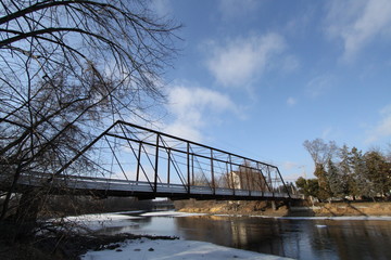 Canvas Print - bridge over river