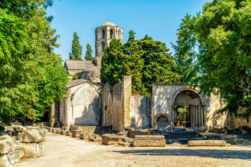 Sticker - Gräberfeld Les Alyscamps und Saint-Honorat in Arles