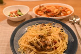 Fototapeta Sypialnia - spaghetti with tomato sauce