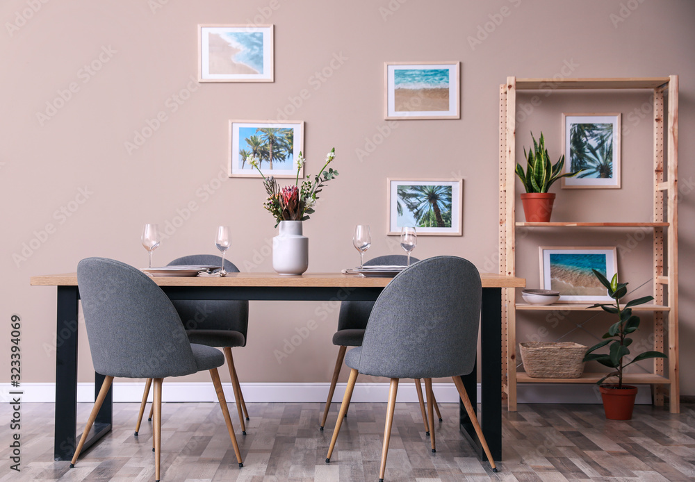 Modern dining room interior with stylish furniture - obrazy, fototapety, plakaty 