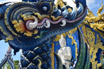 Wall Mural - Wat rong suea ten Changrai Thailand