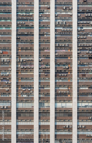 Dekoracja na wymiar  na-zewnatrz-budynku-przemyslowego-w-miescie-hongkong