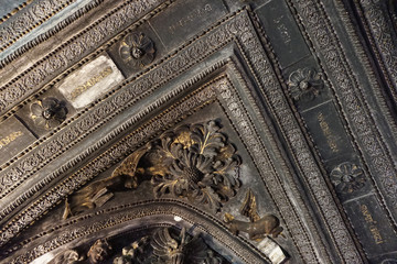 detail of golden ornamental ceiling