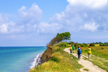 Wall Mural - Wandern und Rad fahren am Meer, Ostseeküste, Deutschland 