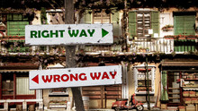 Street Sign To RIGHT WAY Versus WRONG WAY