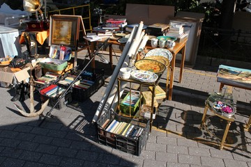 Wall Mural - Souvenirs and vintage items on a stall at street market in Athens. Greece