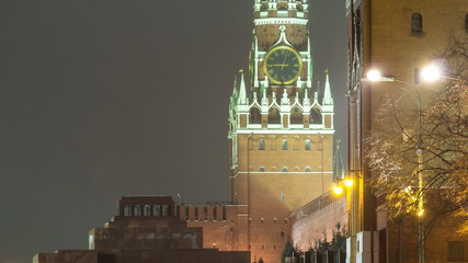 Wall Mural - Moscow, Spasskaya tower of Kremlin at winter night. timelapse