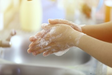  wash hands 