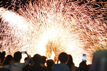 Canvas Print - Fire show performance at a beachfront restaurant in Thailand tourist attraction