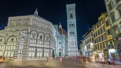 Wall Mural - Basilica di Santa Maria del Fiore and Baptistery San Giovanni in Florence night timelapse