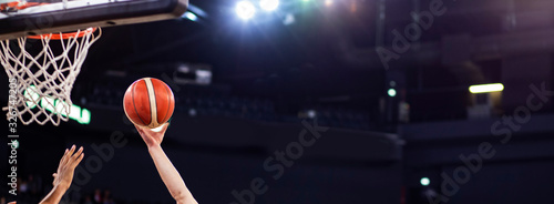 Fotografía panorama of scring at a basketball game sports and competition background