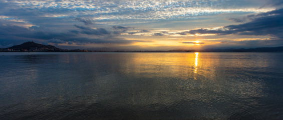 Canvas Print - Paisagem com por de sol em Florianópolis - Brasil