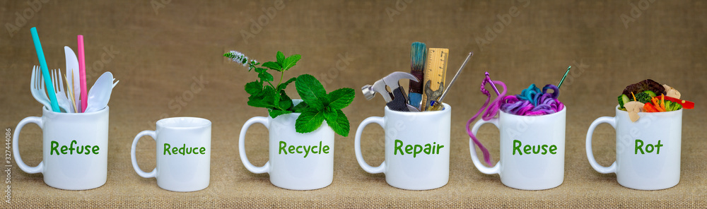 Zero Waste management, illustrated in 6 mugs with relevant contents. Refuse, reduce, recycle, repair, reuse, rot. Eco lifestyle, sustainable living and zero waste concept - obrazy, fototapety, plakaty 